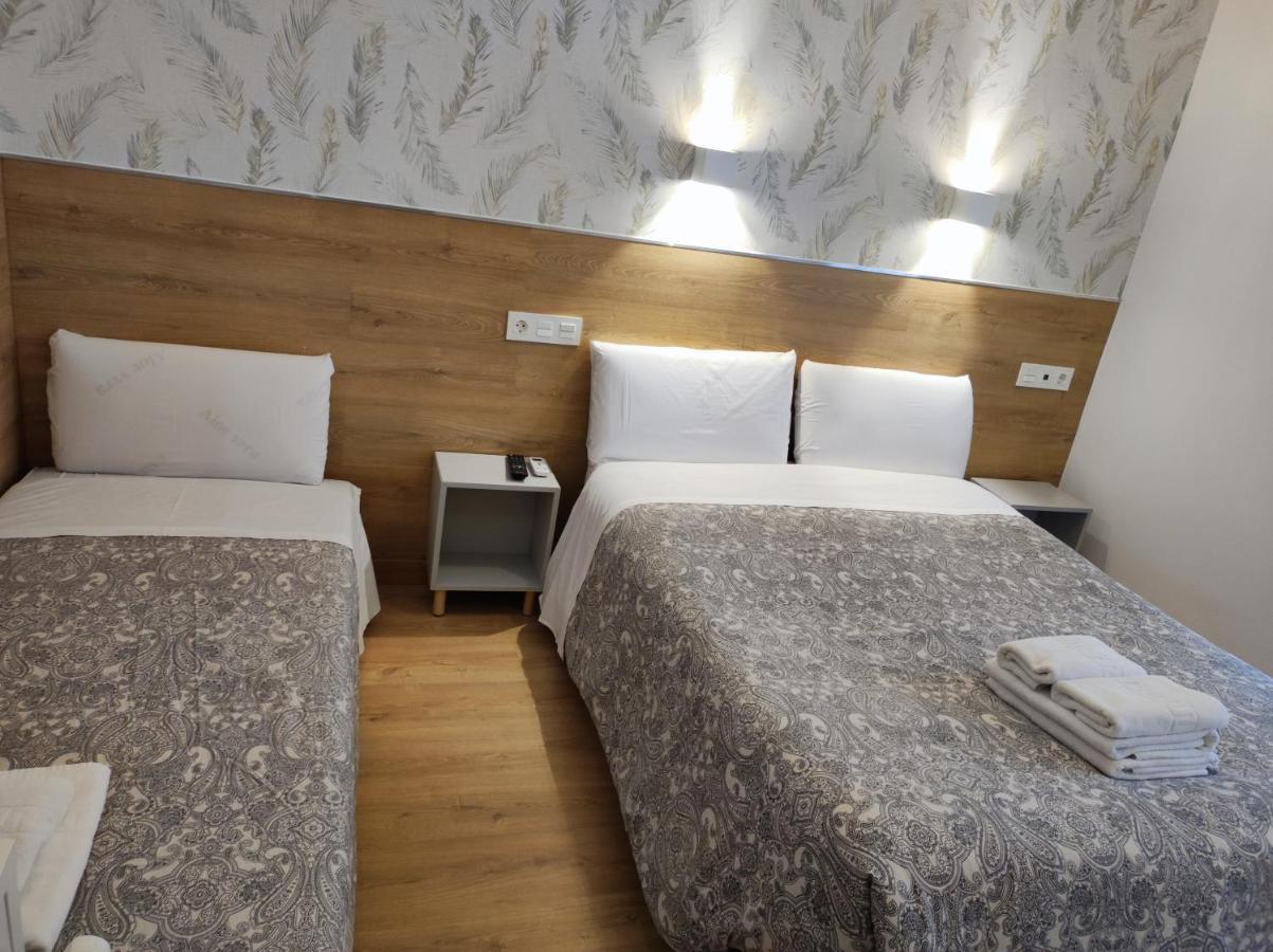 Hostal Esparteros Мадрид Экстерьер фото