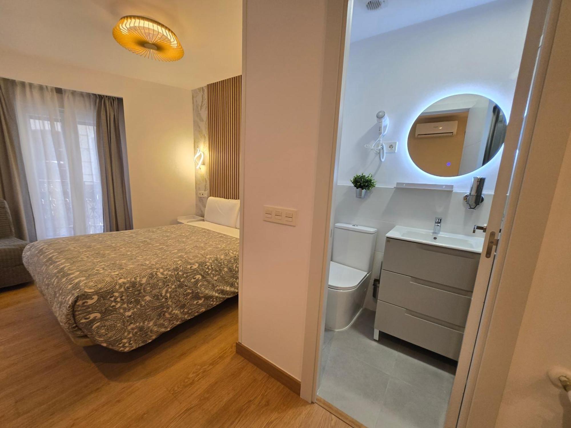 Hostal Esparteros Мадрид Экстерьер фото