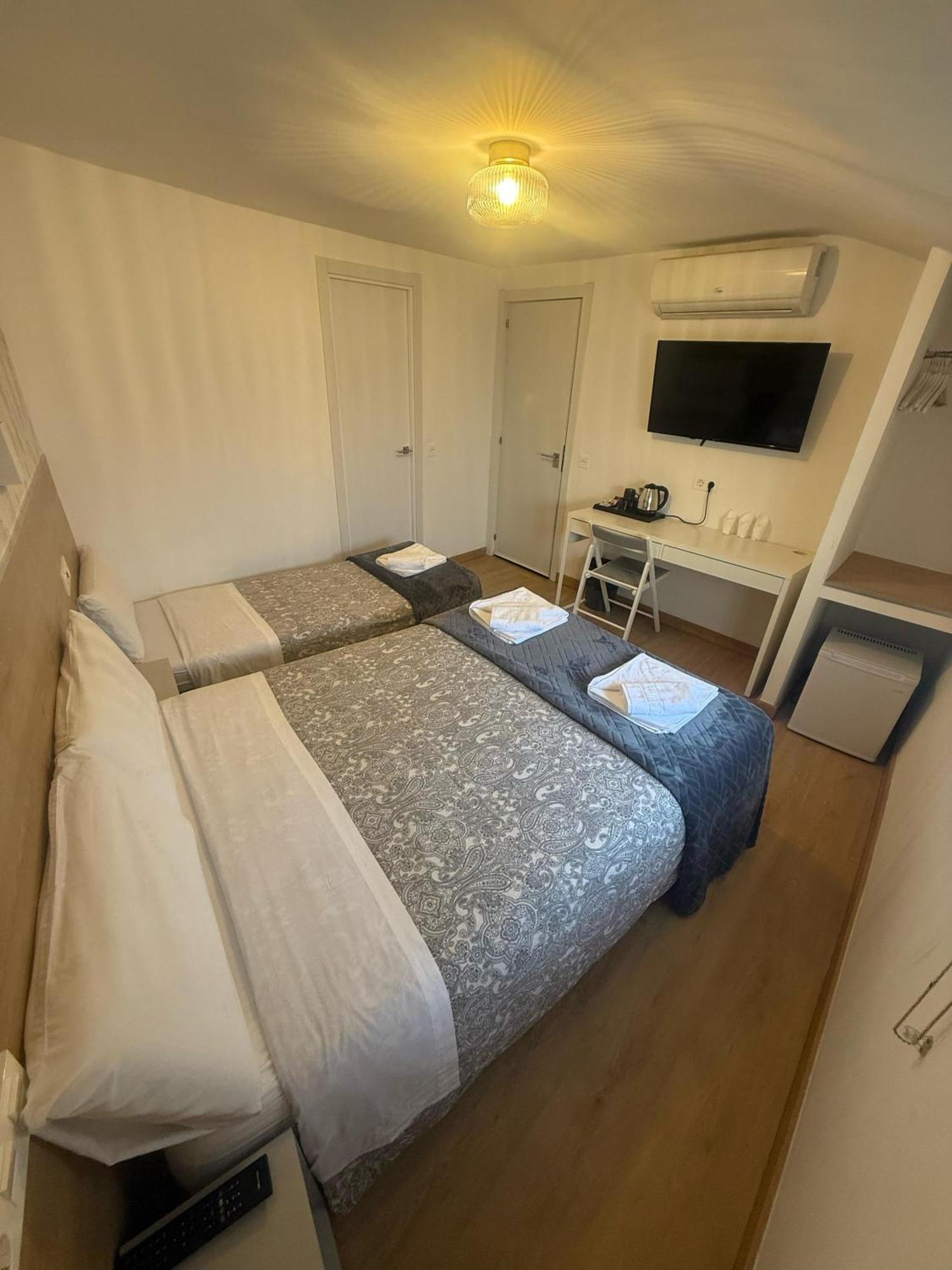 Hostal Esparteros Мадрид Экстерьер фото